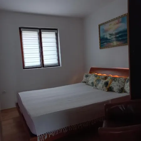Milic Apartment *